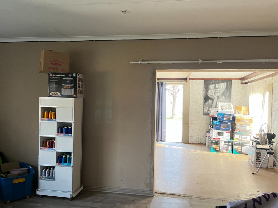 Commercial Property for Sale in Vyfhoek A H North West